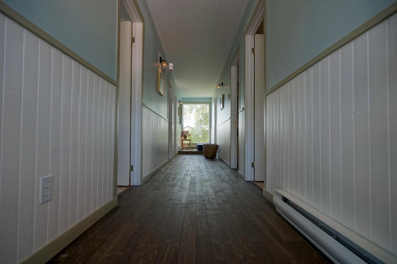 Le Goeland Hotel Tadoussac Buitenkant foto